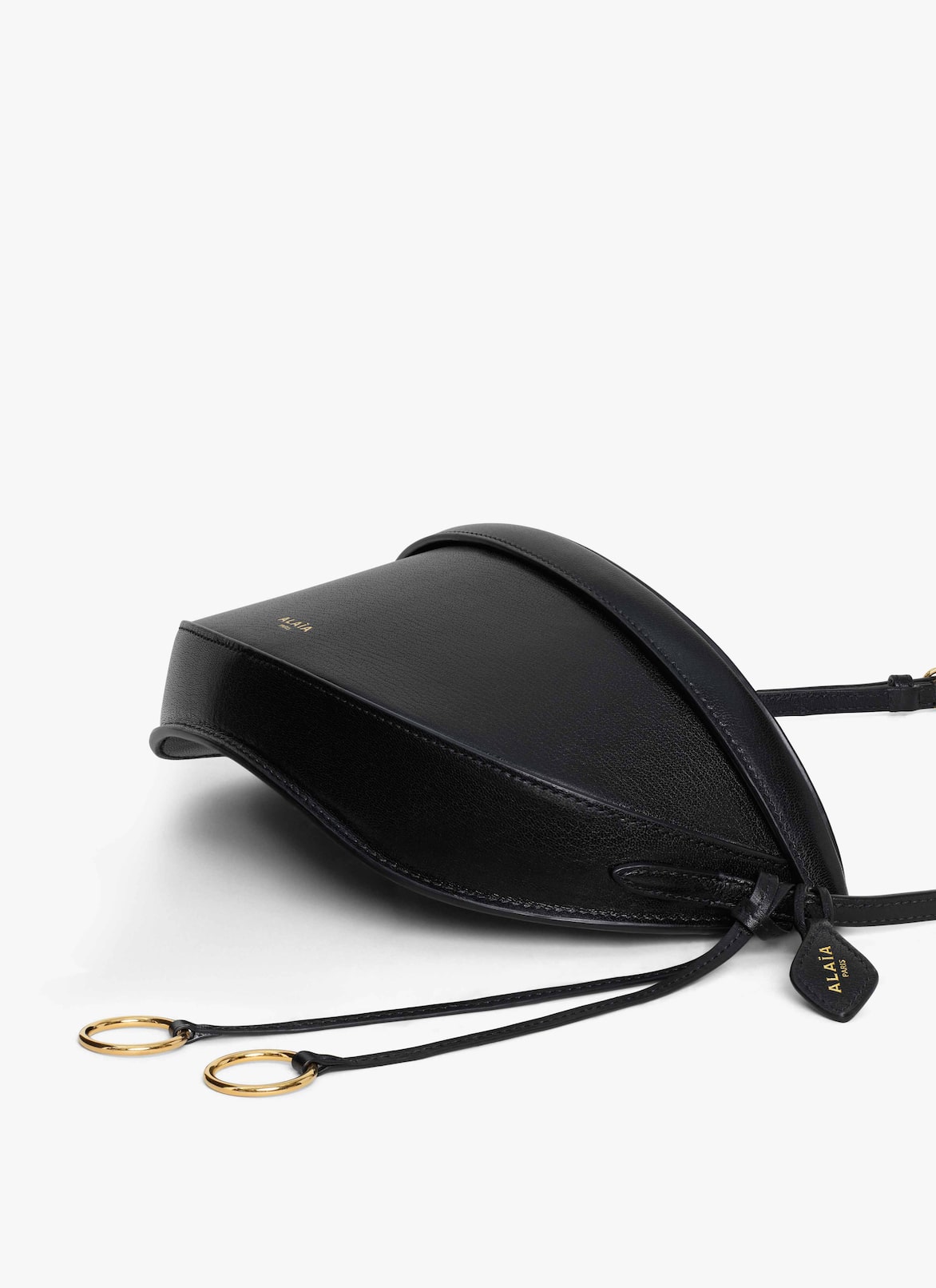 HIP EAST WEST BAG IN GOATSKIN ALAÏA BLACK HIP EAST WEST BAG IN GOATSKIN